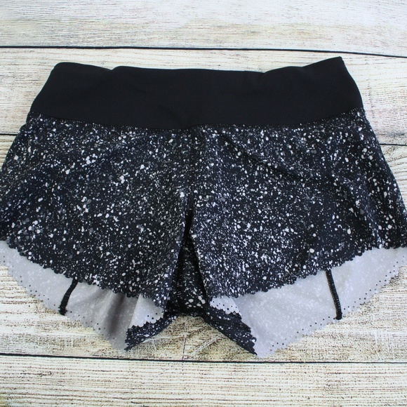 Lululemon Laser Cut Scalloped Hem Racer Short Sz 2 - Picture 1 of 4